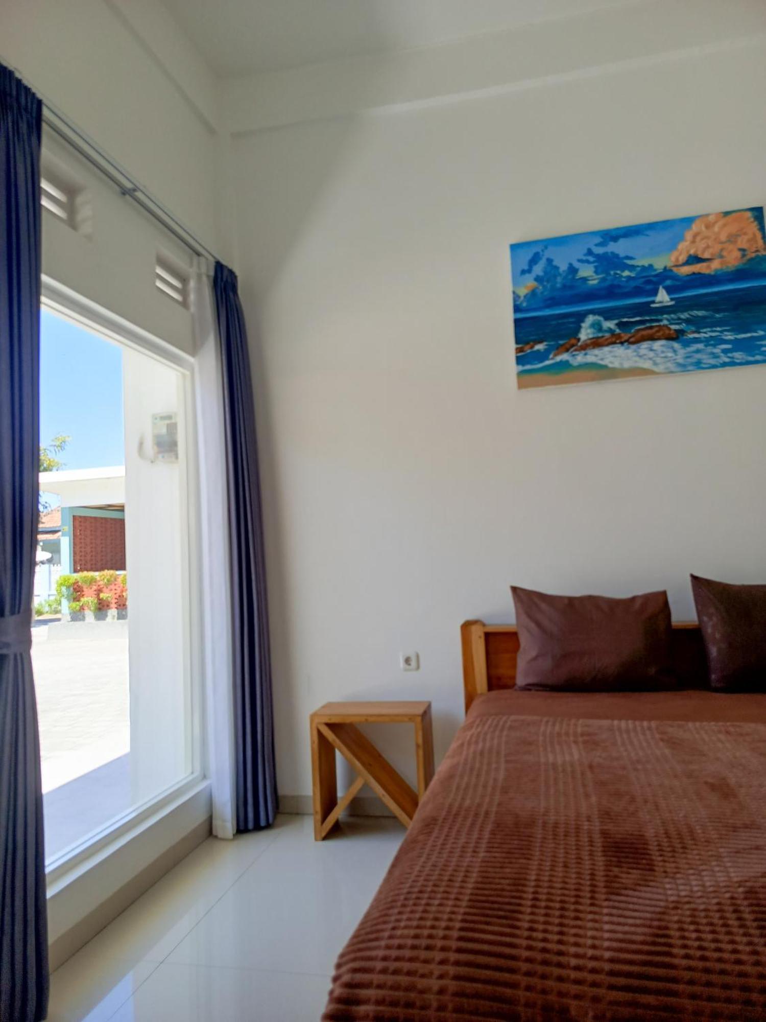 Zavana Rooms & Restaurant Tanjungkarang Eksteriør billede