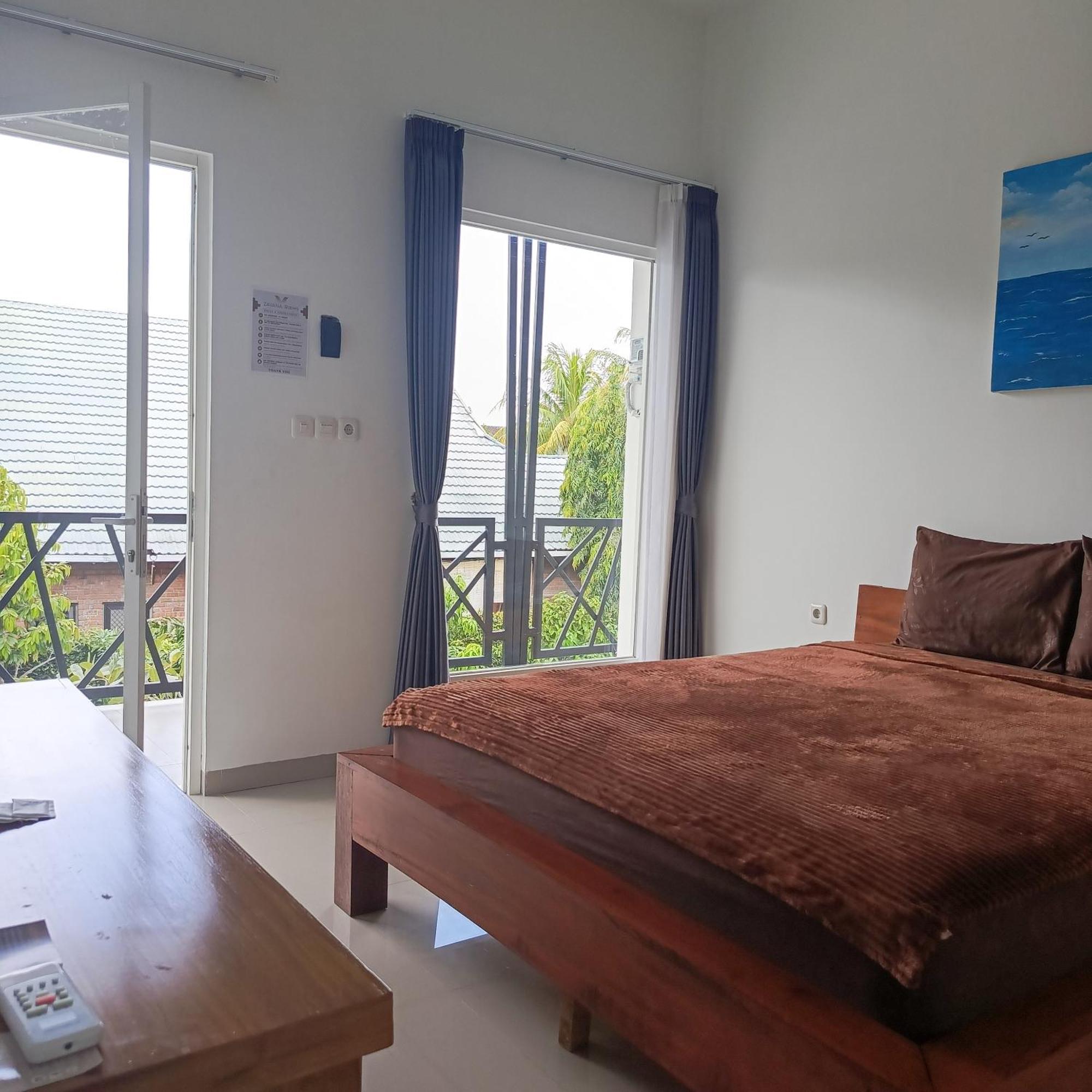 Zavana Rooms & Restaurant Tanjungkarang Eksteriør billede